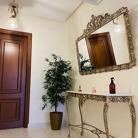 Appartement Charmant Au Coeur De Tanger Avec Vue Sur La Mer, Cosy Balcon, 2 Salles De Bain, Wifi, Ac, Iptv Exterior photo