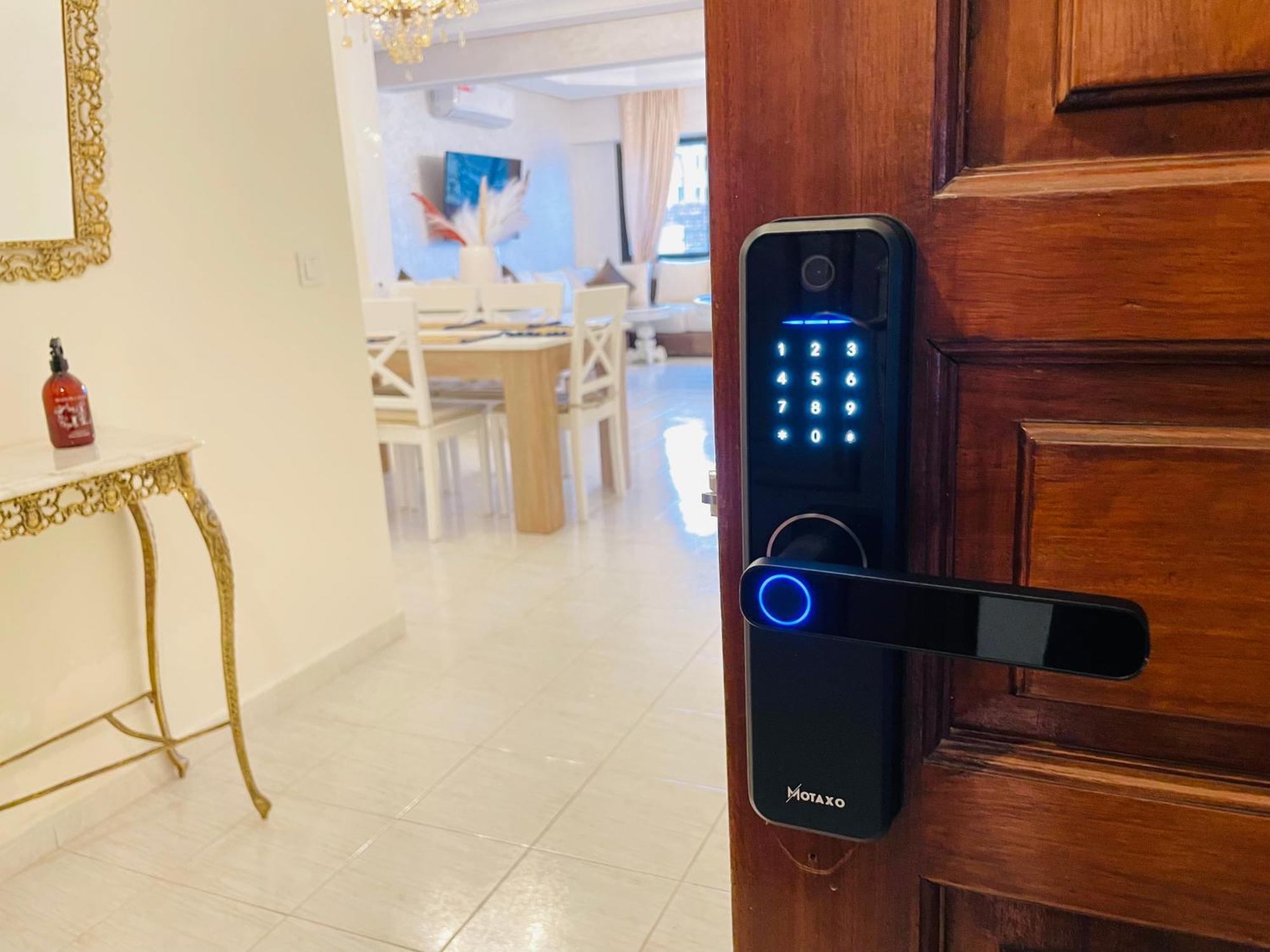 Au Coeur De Avec Vue Sur La Mer, Cosy Balcon, 2 Salles De Bain, Wifi, Ac, Iptv 公寓