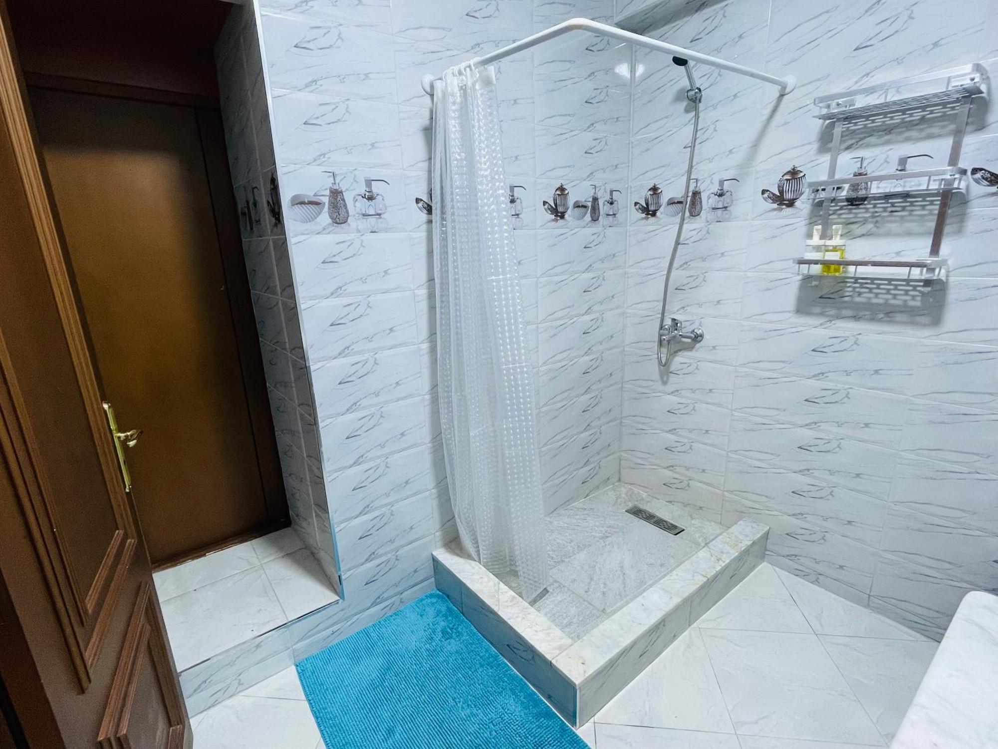 Au Coeur De Avec Vue Sur La Mer, Cosy Balcon, 2 Salles De Bain, Wifi, Ac, Iptv 丹吉尔